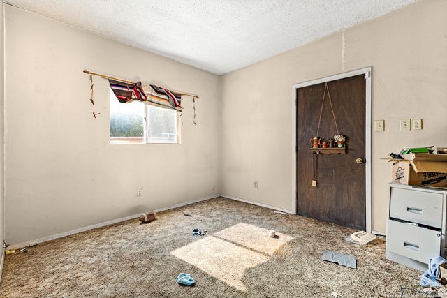 3523 W Martin, San Antonio, TX 78207