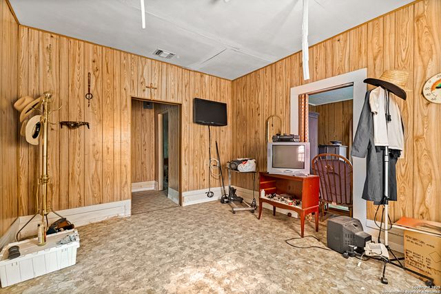 3523 W Martin, San Antonio, TX 78207