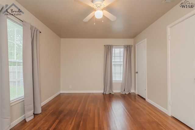 605 MEADOW DRIVE, Burkburnett, TX 76354