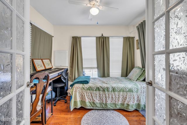 766B Liverpool Circle, Manchester, NJ 08759