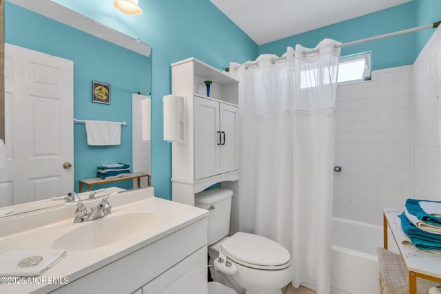 766B Liverpool Circle, Manchester, NJ 08759