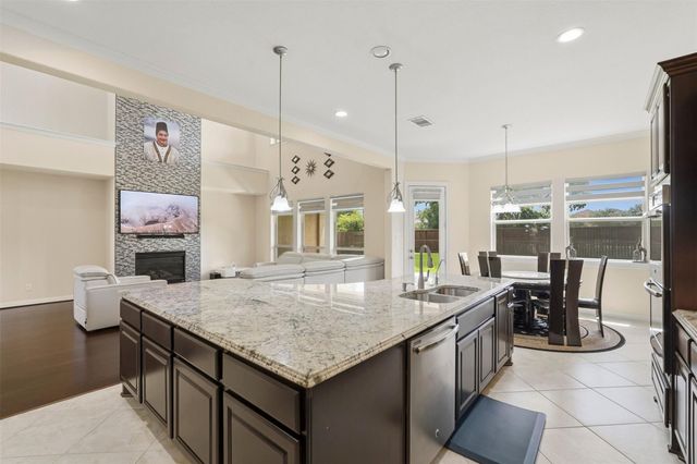 6011 Abercombie Lane, Sugar Land, TX 77479