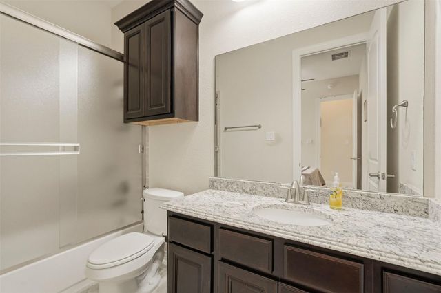 6011 Abercombie Lane, Sugar Land, TX 77479