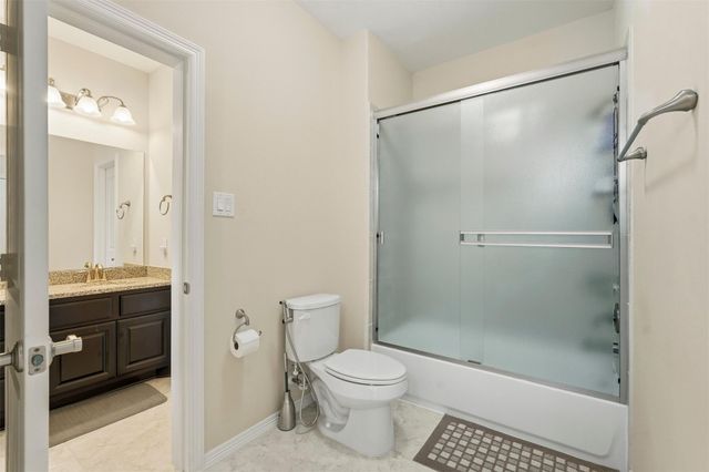 6011 Abercombie Lane, Sugar Land, TX 77479