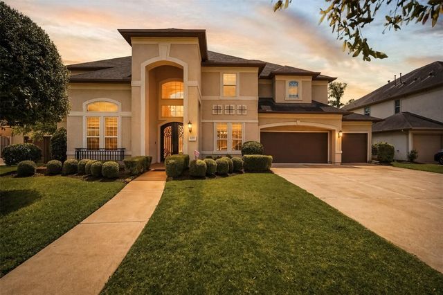 6011 Abercombie Lane, Sugar Land, TX 77479