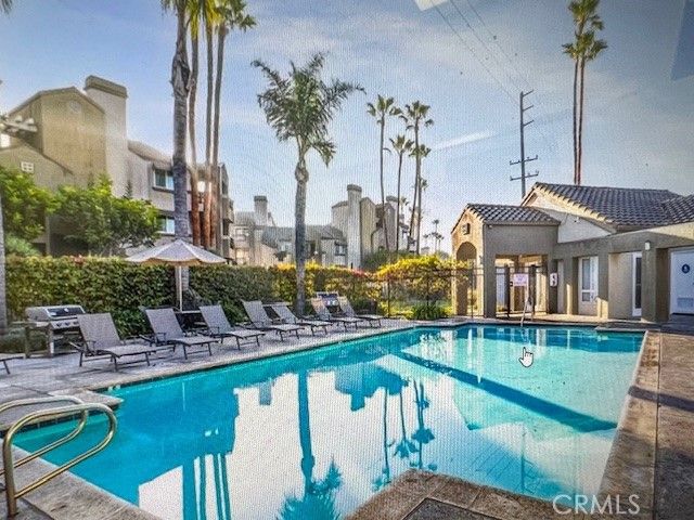 320 Lake, Huntington Beach, CA 92648