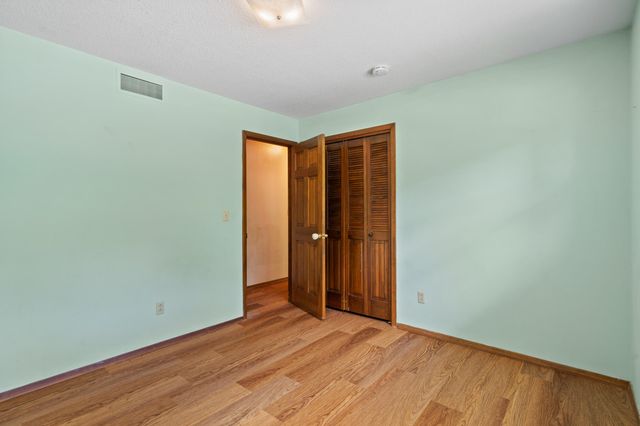 1305 JAKE LN, Columbia, MO 65203