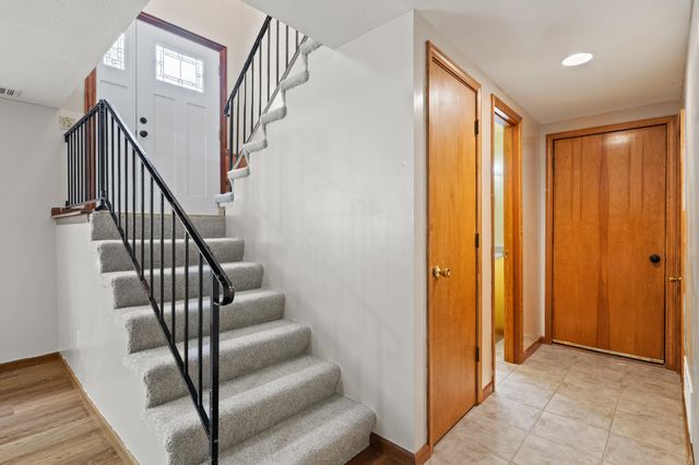 1305 JAKE LN, Columbia, MO 65203