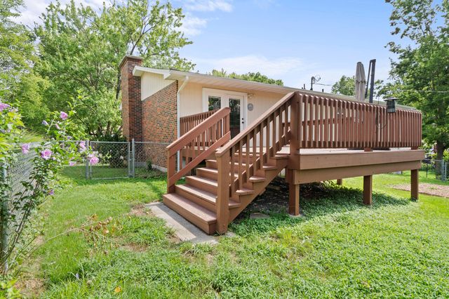 1305 JAKE LN, Columbia, MO 65203