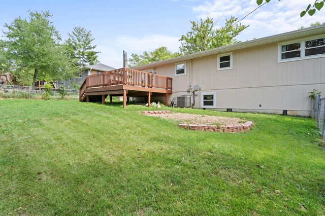 1305 JAKE LN, Columbia, MO 65203