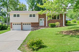 1305 JAKE LN, Columbia, MO 65203