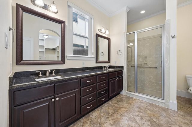 6008 Community Drive, West University Place, TX 77005