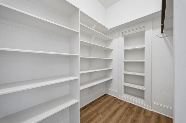 6008 Community Drive, West University Place, TX 77005
