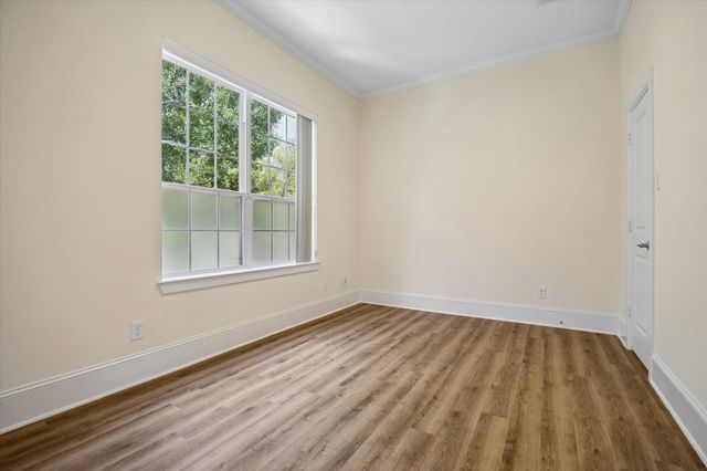 6008 Community Drive, West University Place, TX 77005