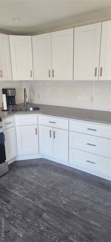 45 Harrison upper, Lynbrook, NY 11563