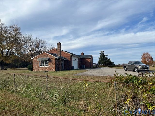 4711 Station Rd, Sutherland, VA 23885