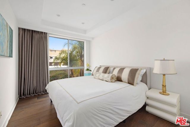 450 N Palm Drive 306, Beverly Hills, CA 90210
