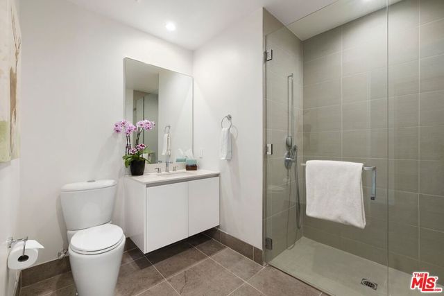 450 N Palm Drive 306, Beverly Hills, CA 90210
