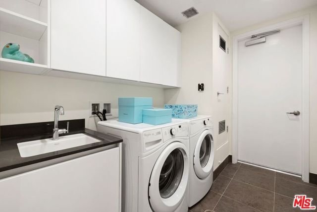 450 N Palm Drive 306, Beverly Hills, CA 90210