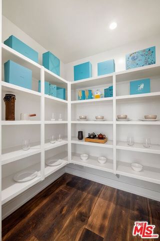 450 N Palm Drive 306, Beverly Hills, CA 90210