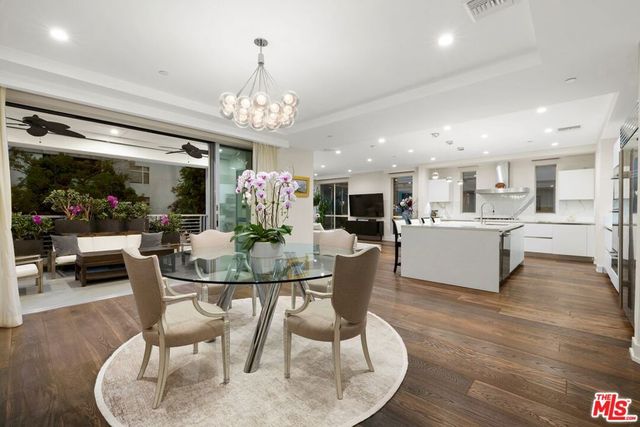 450 N Palm Drive 306, Beverly Hills, CA 90210