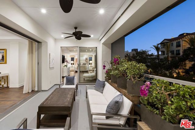 450 N Palm Drive 306, Beverly Hills, CA 90210
