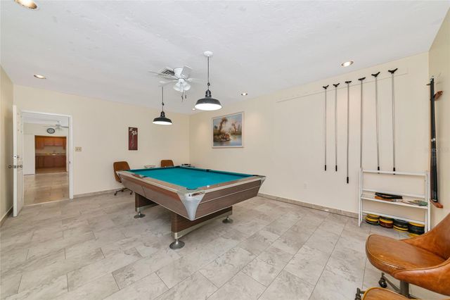 2657 WOODGATE LANE E4, Sarasota, FL 34231