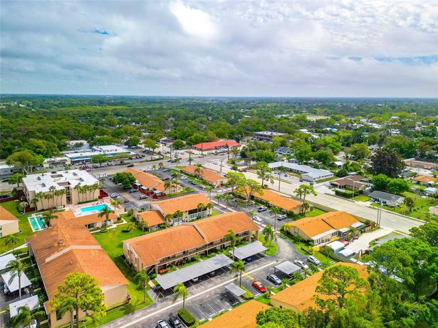 2657 WOODGATE LANE E4, Sarasota, FL 34231