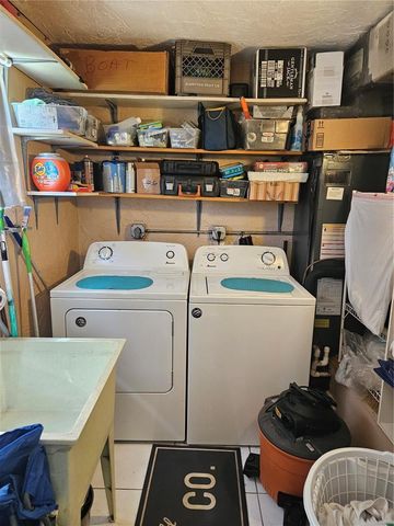 2657 WOODGATE LANE E4, Sarasota, FL 34231