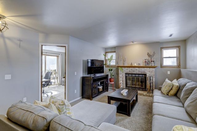 411 Butternut Drive, Oregon, WI 53575