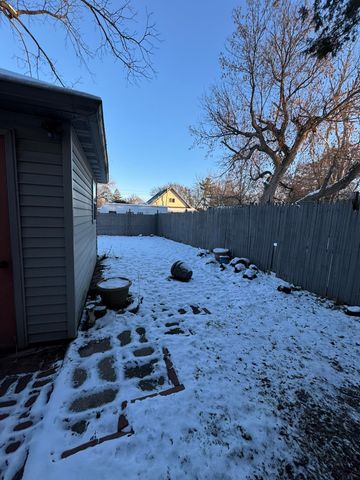 2830 Reynolds Street, Flint, MI 48503