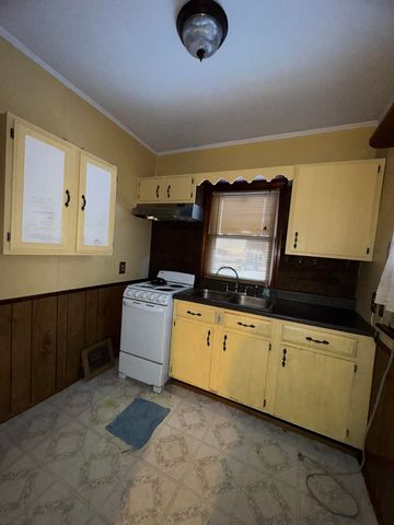 2830 Reynolds Street, Flint, MI 48503