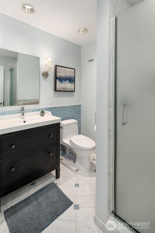 1516 184th Avenue NE, Bellevue, WA 98008
