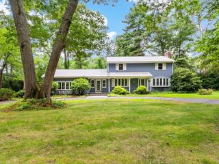 99 Winter St, Rehoboth, MA 02769