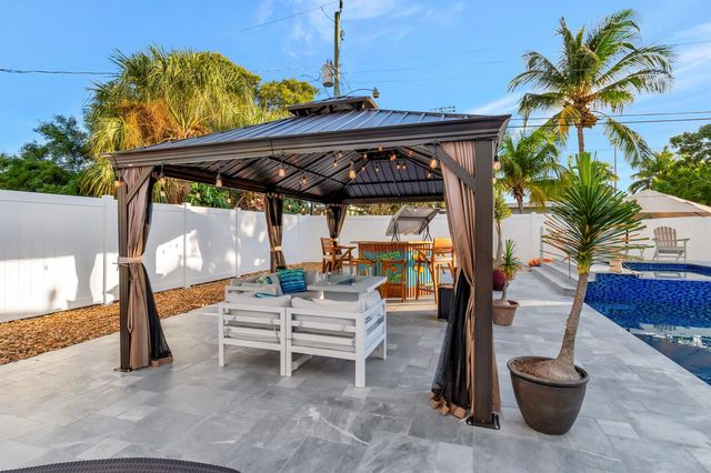 310 GULFSTREAM Drive, Delray Beach, FL 33444