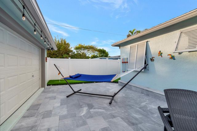 310 GULFSTREAM Drive, Delray Beach, FL 33444