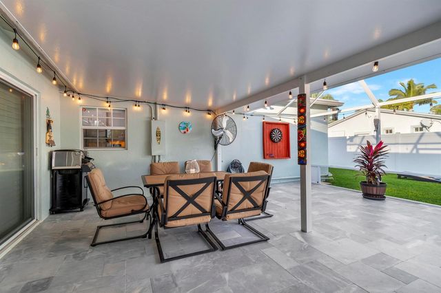 310 GULFSTREAM Drive, Delray Beach, FL 33444