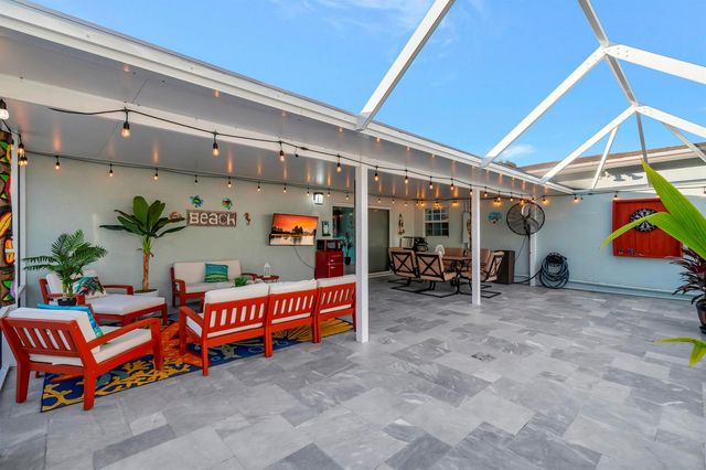 310 GULFSTREAM Drive, Delray Beach, FL 33444