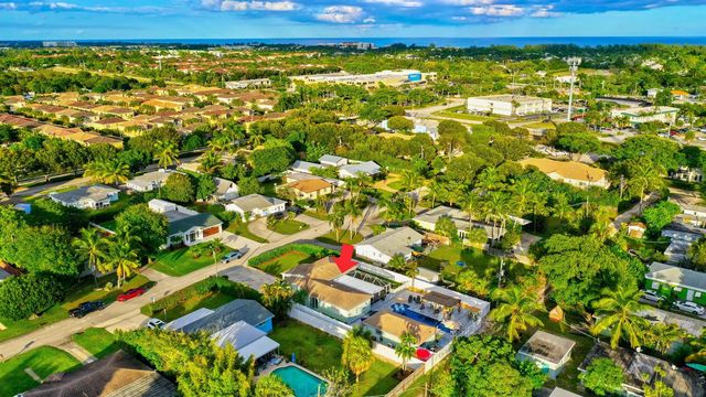 310 GULFSTREAM Drive, Delray Beach, FL 33444