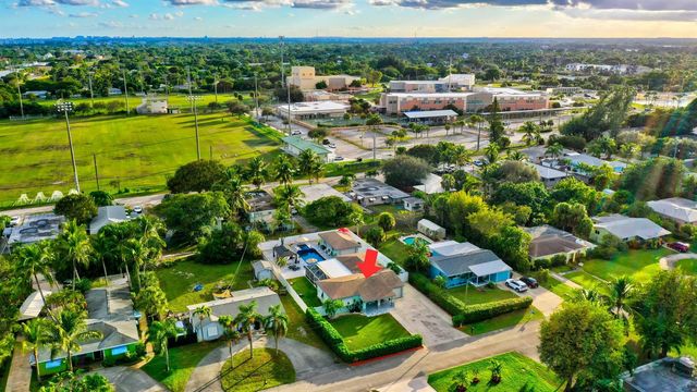 310 GULFSTREAM Drive, Delray Beach, FL 33444