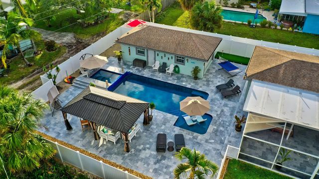310 GULFSTREAM Drive, Delray Beach, FL 33444