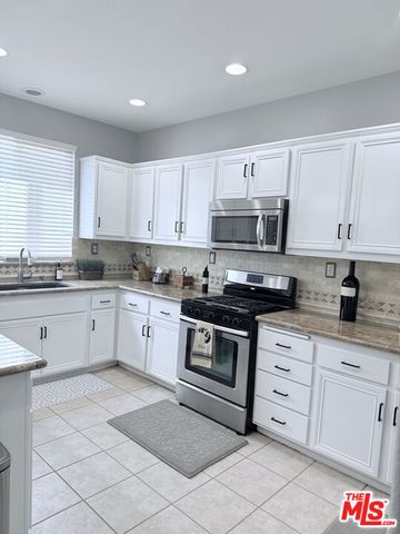 2815 Providence Way, Pomona, CA 91767