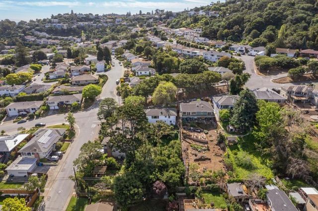 184 42nd Avenue, San Mateo, CA 94403