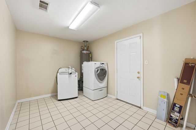 205 Mary Jo Street, Cleveland, TX 77328