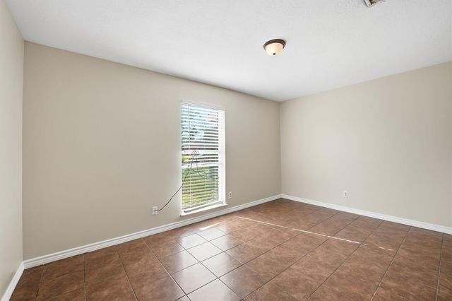 205 Mary Jo Street, Cleveland, TX 77328