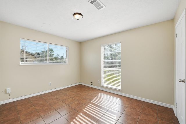 205 Mary Jo Street, Cleveland, TX 77328