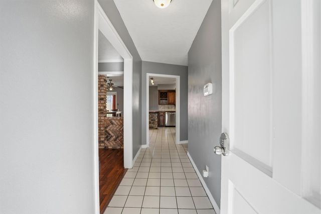 205 Mary Jo Street, Cleveland, TX 77328