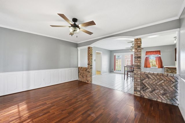 205 Mary Jo Street, Cleveland, TX 77328