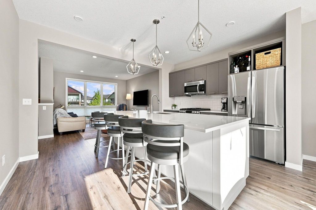 16060 Eagleview Drive, Lakeville, MN 55044 — photo 3