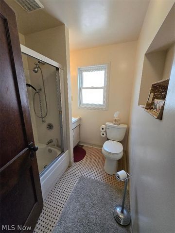 3105 Searsdale Avenue, Cleveland, OH 44109